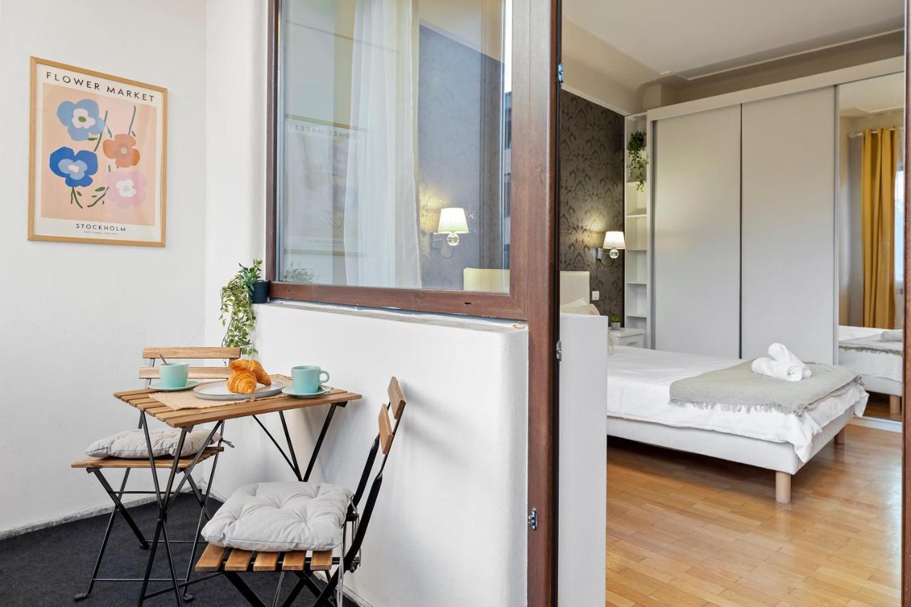 City Heart Retreat Elegant Apartment Bucureşti Eksteriør bilde