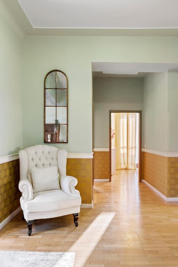 City Heart Retreat Elegant Apartment Bucureşti Eksteriør bilde