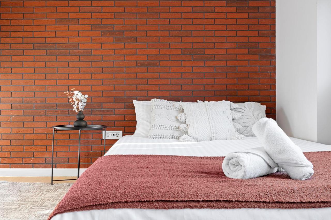 City Heart Retreat Elegant Apartment Bucureşti Eksteriør bilde